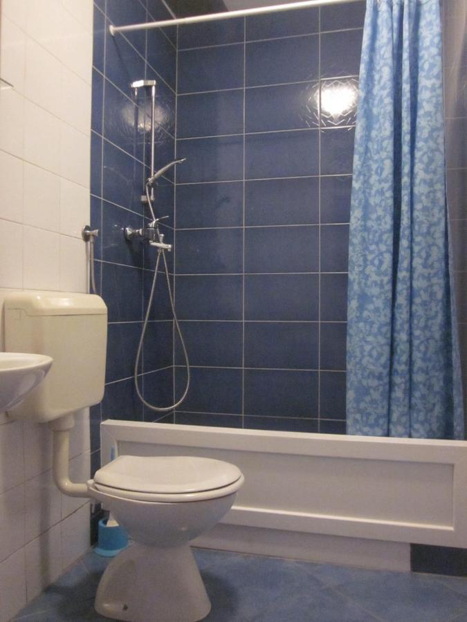 Apartments With A Swimming Pool Pula - 7356 Bagian luar foto
